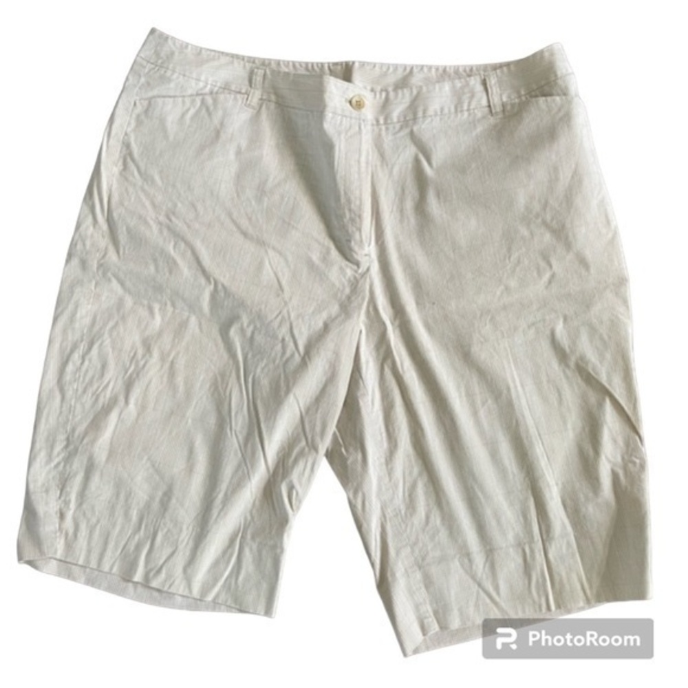 Jones New York Signature Tan/White Small Check Plaid Shorts Size‎ 20